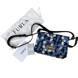 💙Furla Collectible Floral Metropolis Bag💙